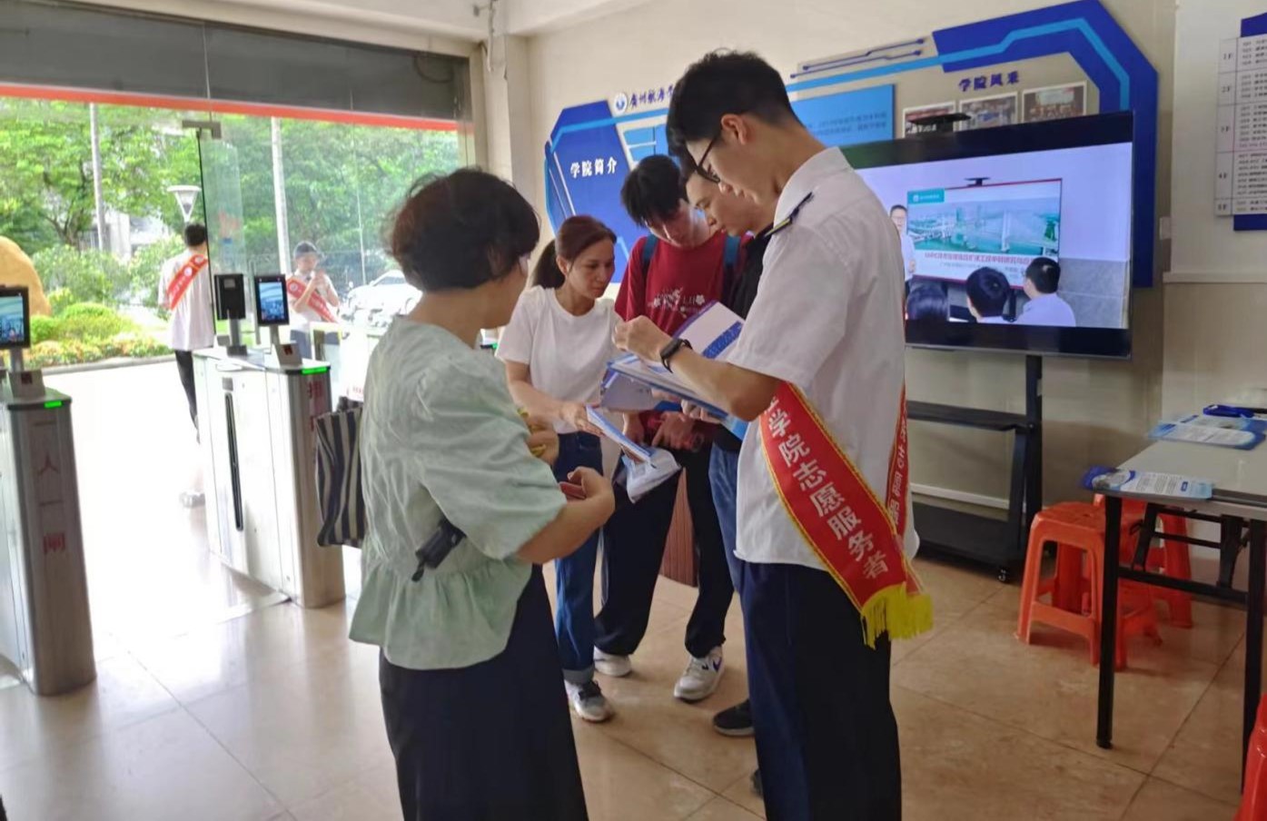 C301E8992CBB5B75610E4361042_964C0BDD_32506 C301E8992CBB5B75610E4361042_964C0BDD_32506