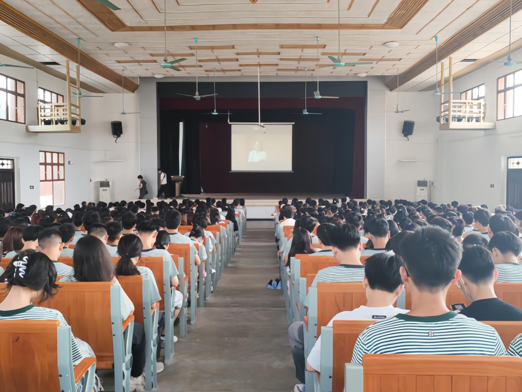 A02242574227F4C109BD2CF0F76_C6BDFFDC_1A562