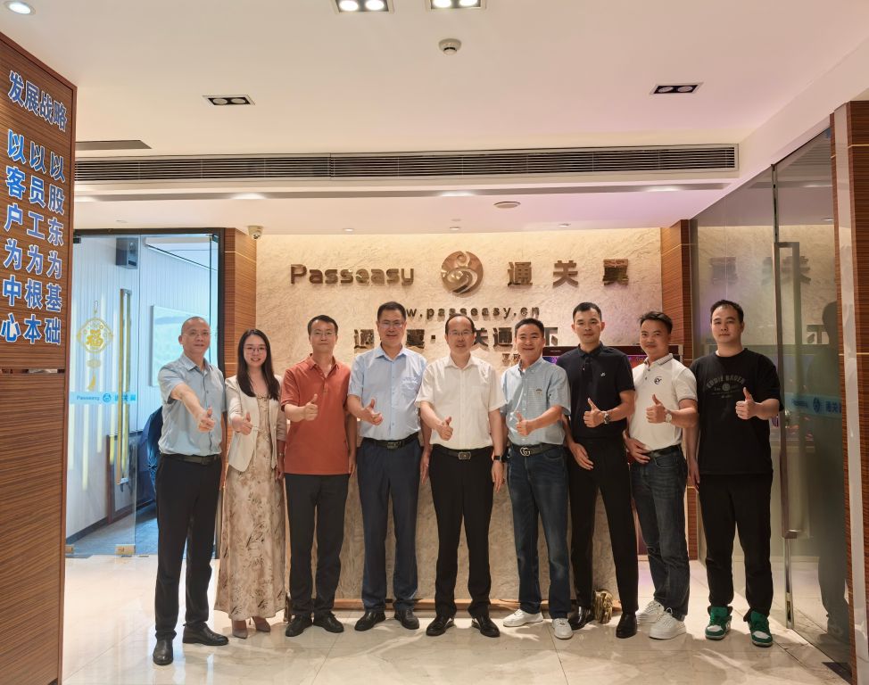 26FC765F4E1671FCD243461AFA2_566C7285_1DFC0