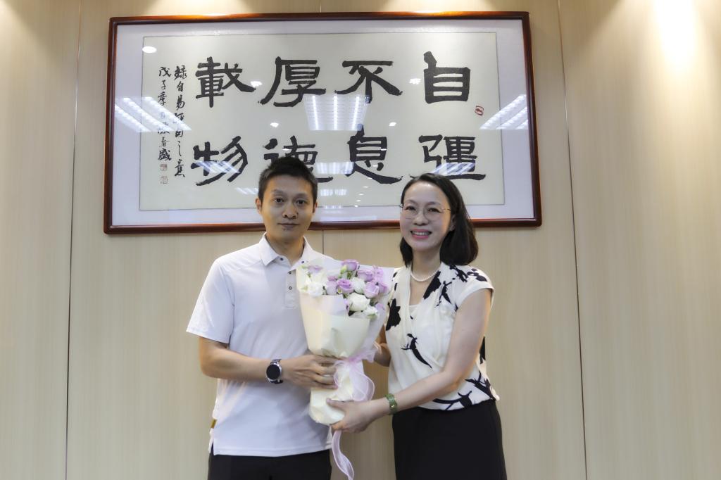 B8E1687B4A3A200A32A91AF76EB_5AE3A57E_F1D0