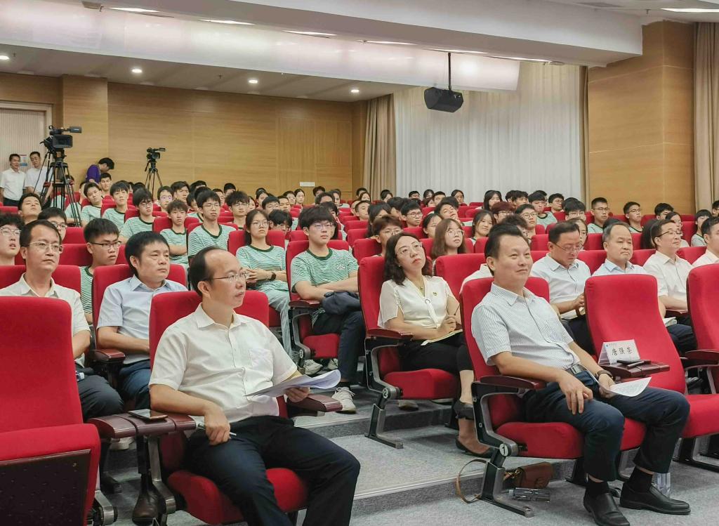 FF4F61B677E00FEAEC94E9CF550_D983986F_1DD7D