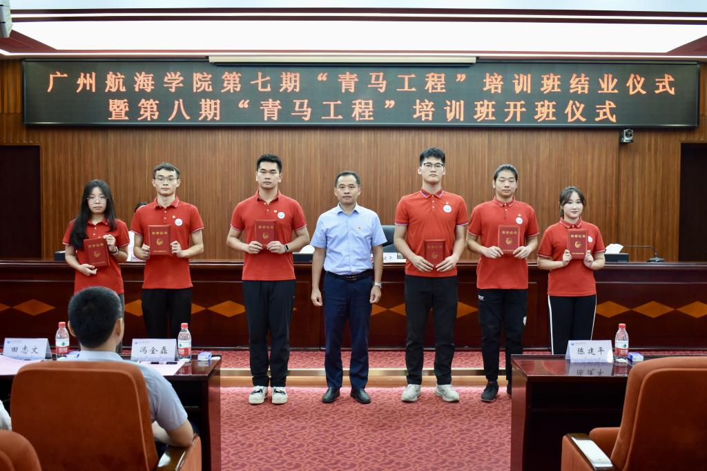 BDD3679703D619272CFCDEB57F5_4994666A_1AFA2 1AFA2