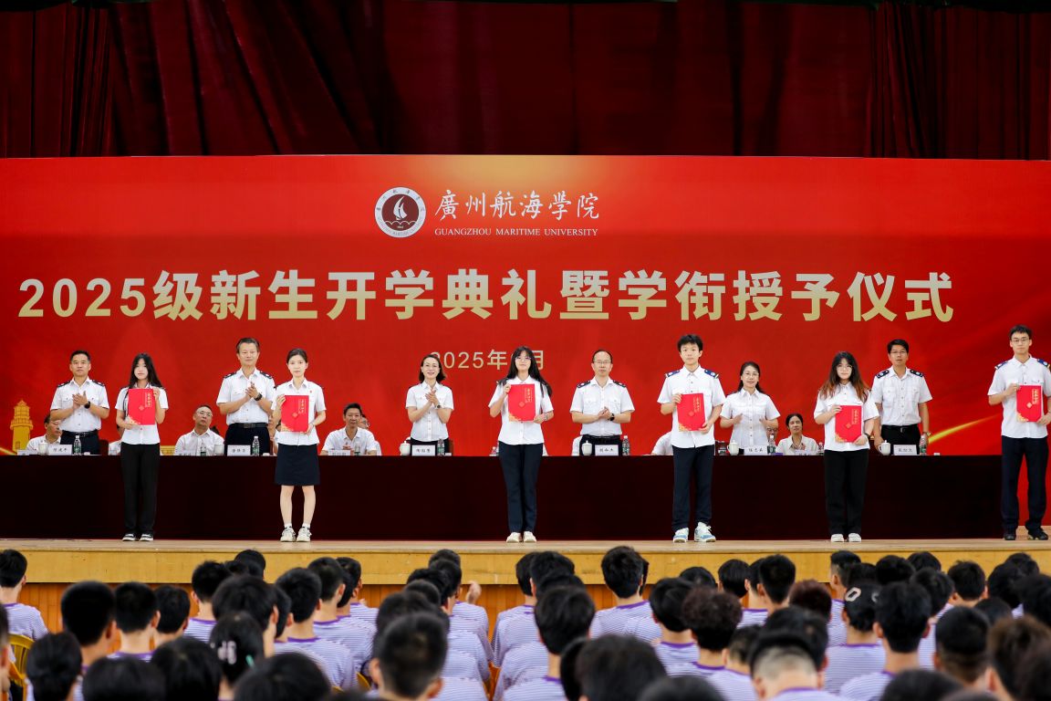 9F55E5124FDBD2CAFDA4A5FC34A_6A9537A9_1E398