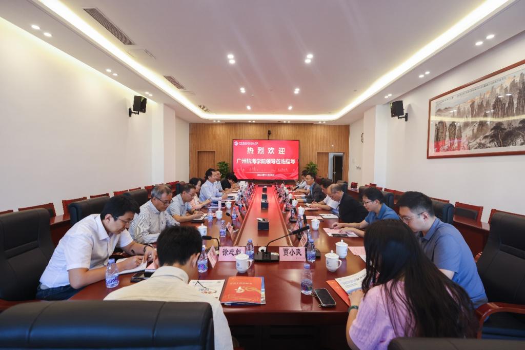 AC704CE398DCF405140103C4DDB_869377E7_142A6 AC704CE398DCF405140103C4DDB_869377E7_142A6