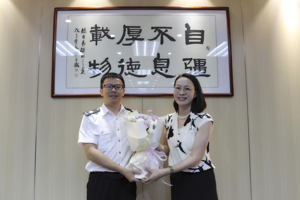 EE59C50B6DCF7C65D8415187DA3_312C2761_F521