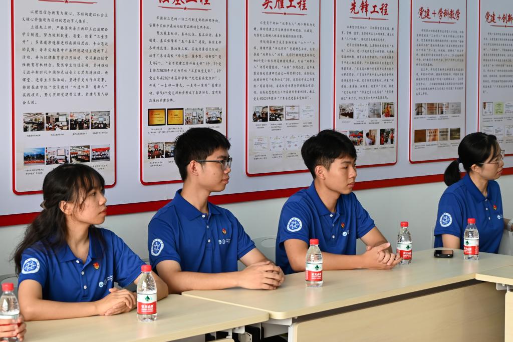 4E1A5B26BA156A658363279F1BE_CF8D7A59_1D453