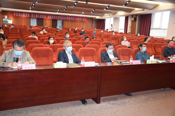 437A5959B3AB73B9F2C639CF6F4_63847494_43F83