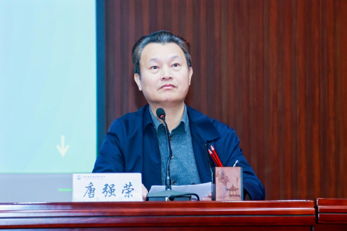 FA4BF2F799D9A9AEF770BC0A5B4_2A6FF5B7_B9138