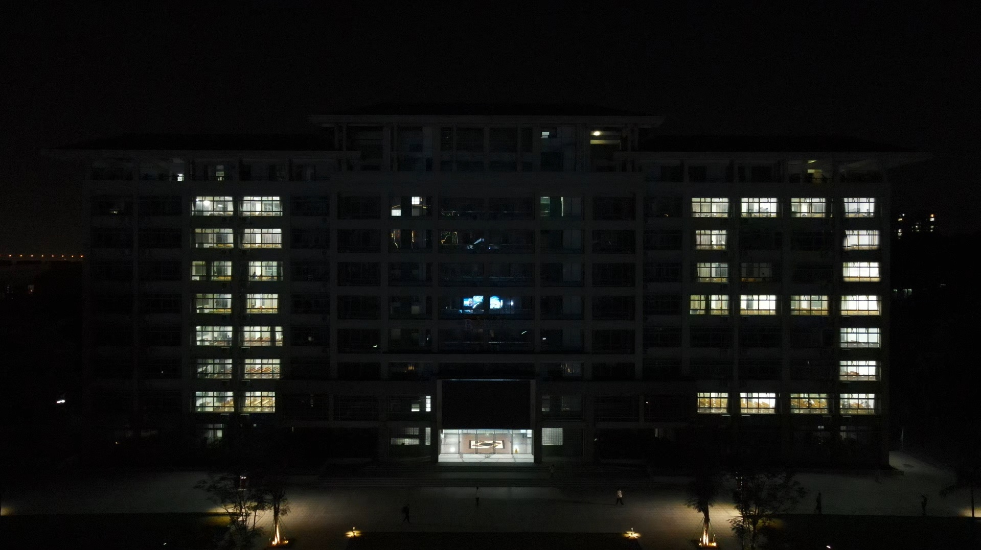 C3FF562FCA36900EDD7B82B45C5_35400ADE_7DE02